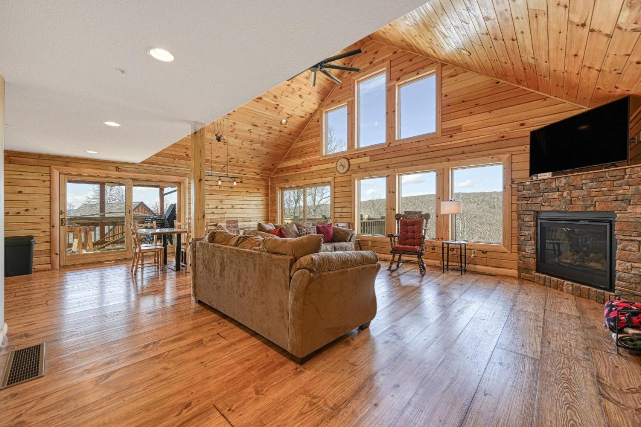 Curb-Free Chalet McHenry Εξωτερικό φωτογραφία
